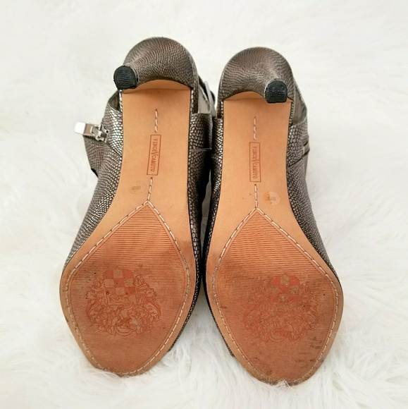 Vince Camuto Aphrodite open toe pewter heels - Picture 6 of 8